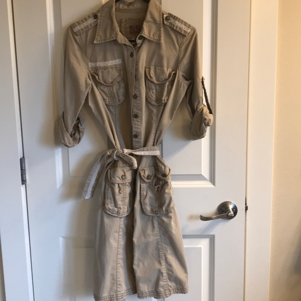 Twill Twenty Two Belted Dress. S.